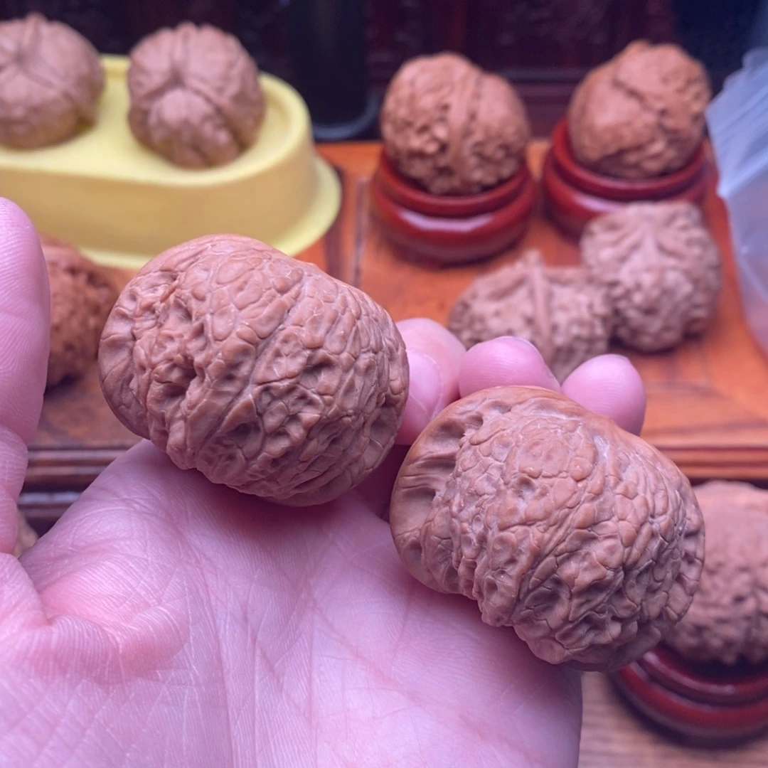 文玩核桃把件珍*血麒麟40