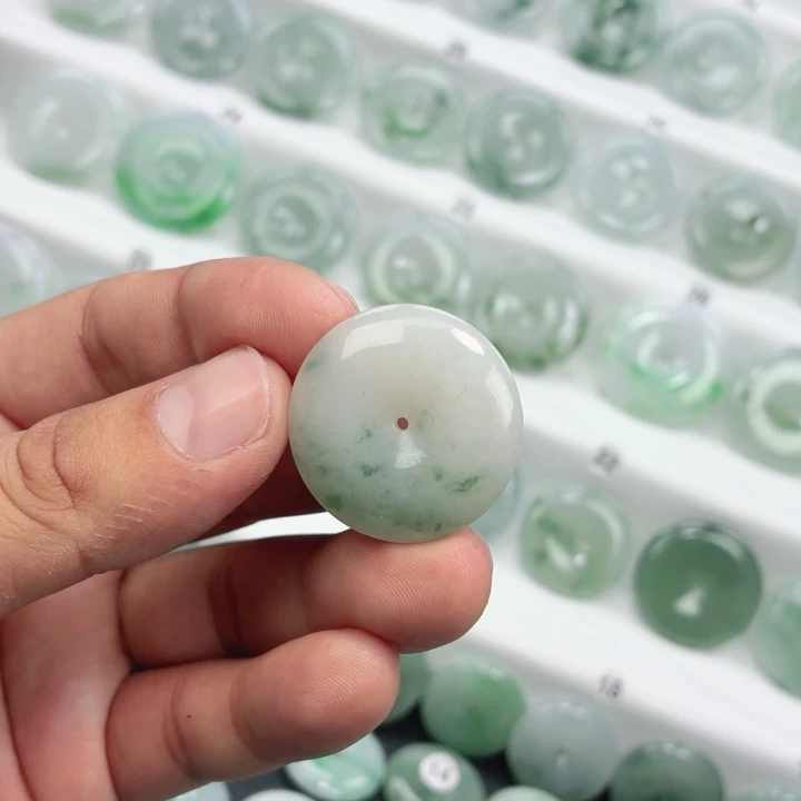 翡翠未镶嵌颈饰缅甸天然A货翡翠30-7.2