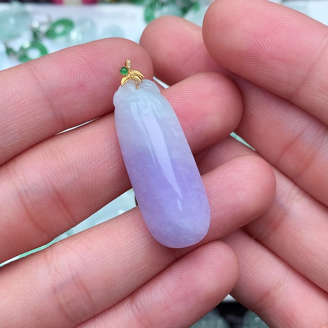 翡翠吊坠(不含链)18K金镶嵌