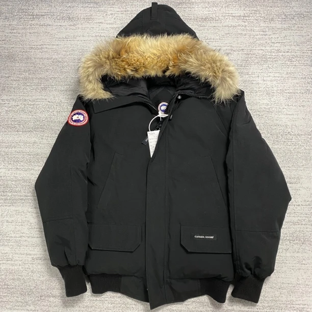 99新 CANADA GOOSE 加拿大鹅 XS 黑色chilliwack飞行员羽绒服