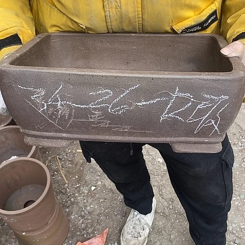 紫砂中国宜兴紫砂花盆，