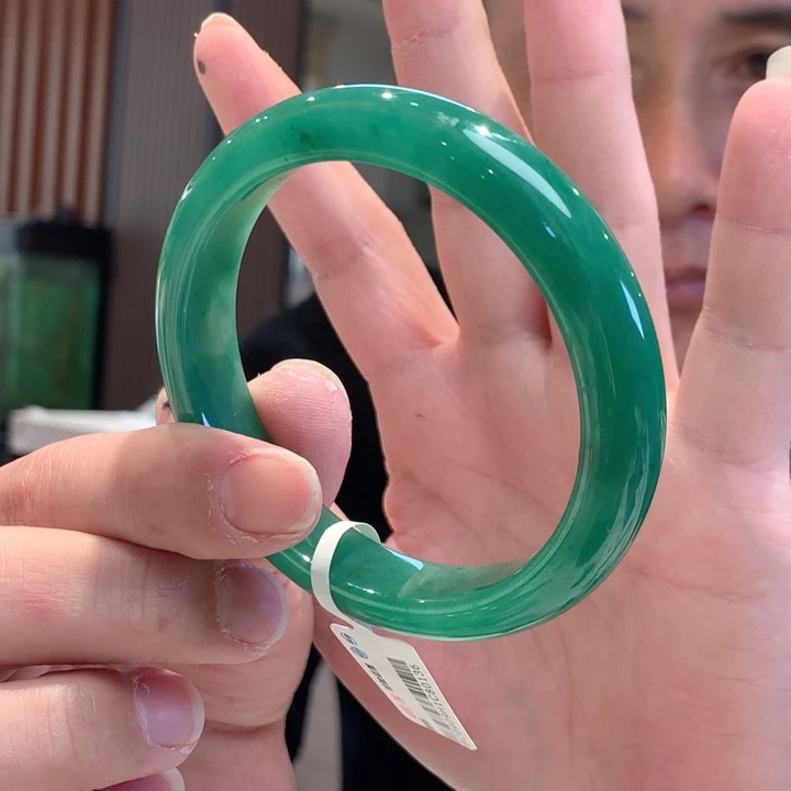 石英质玉未镶嵌手链卡59.7