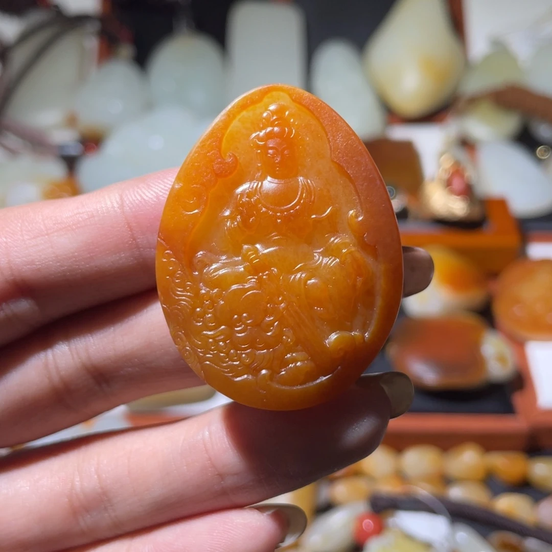 吊坠(不含链)未镶嵌和田玉（子料）