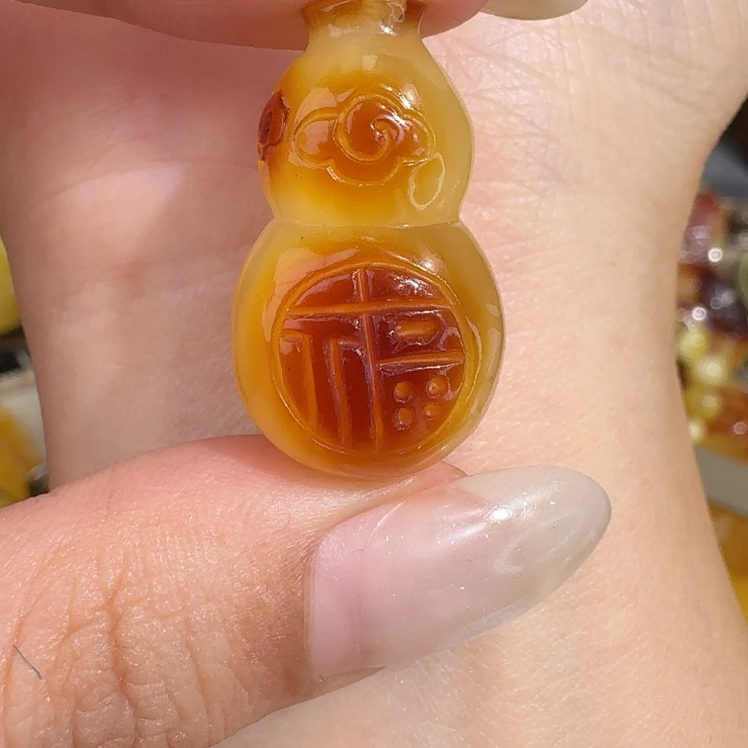 悟***空琥珀未镶嵌裸石我
