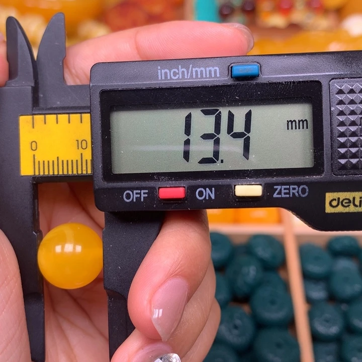 非金属仿琥珀饰品035