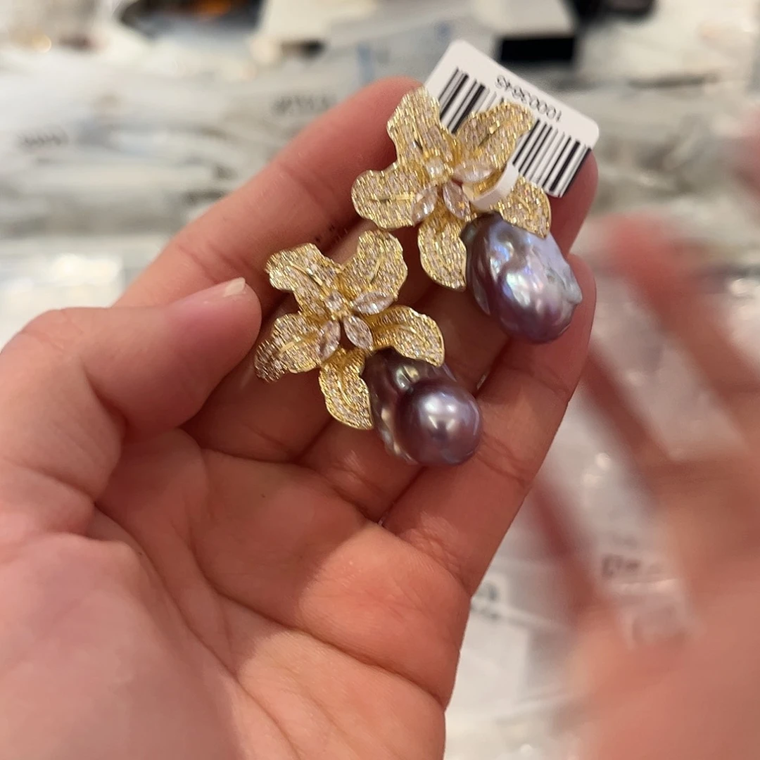 淡水珍珠耳饰合金