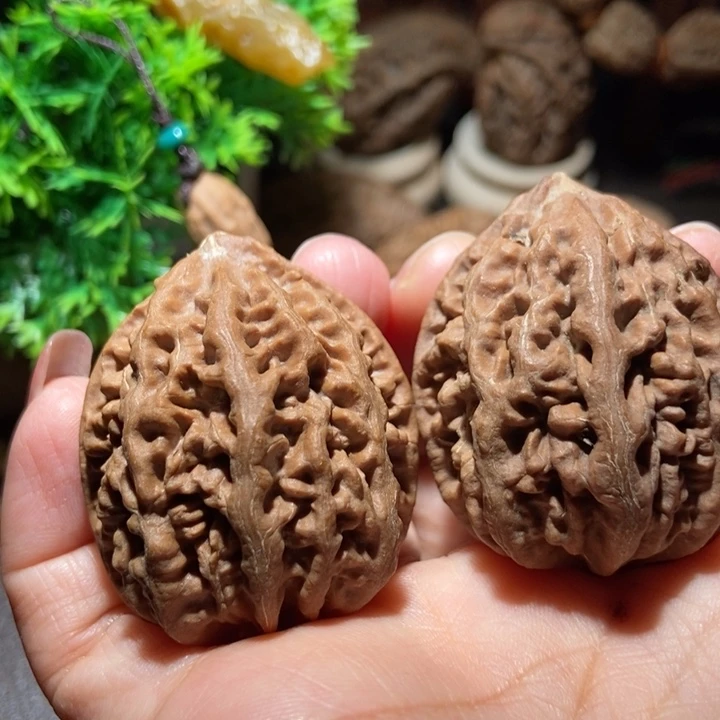 把件文玩核桃东北楸子小雪61