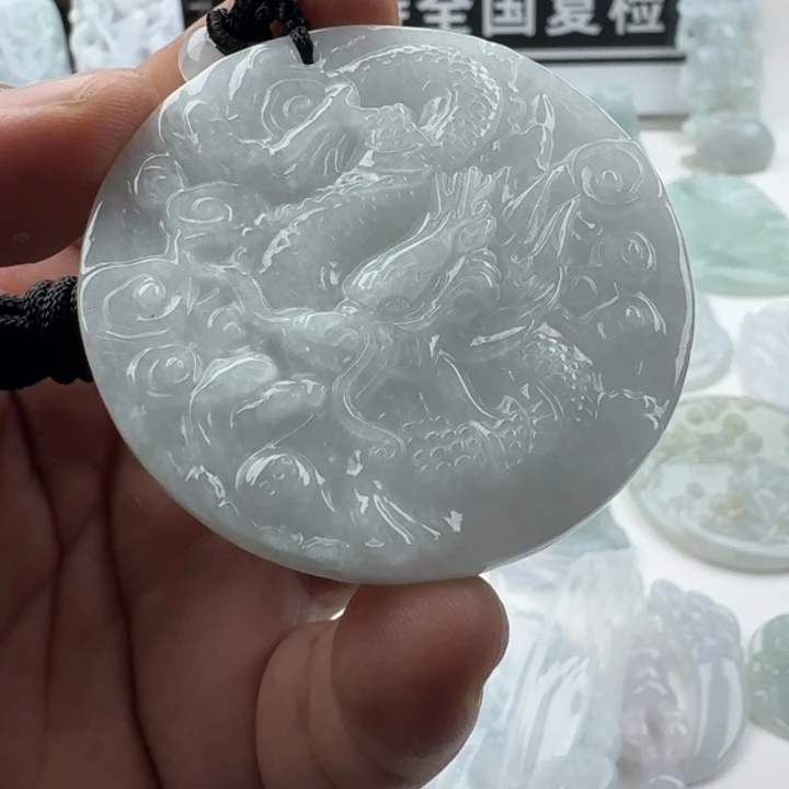 翡翠未镶嵌颈饰天然缅甸A货翡翠