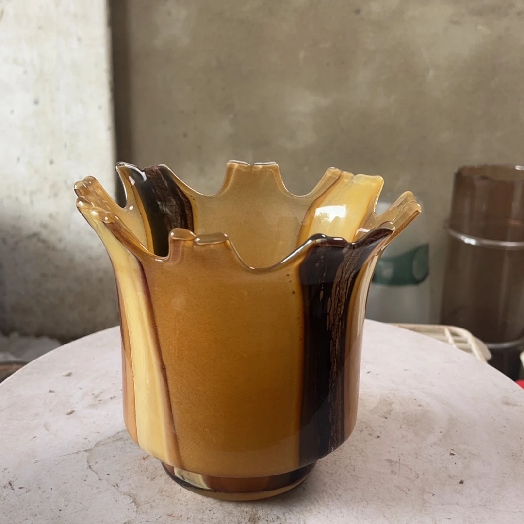 弘扬琉璃花器微瑕高度18