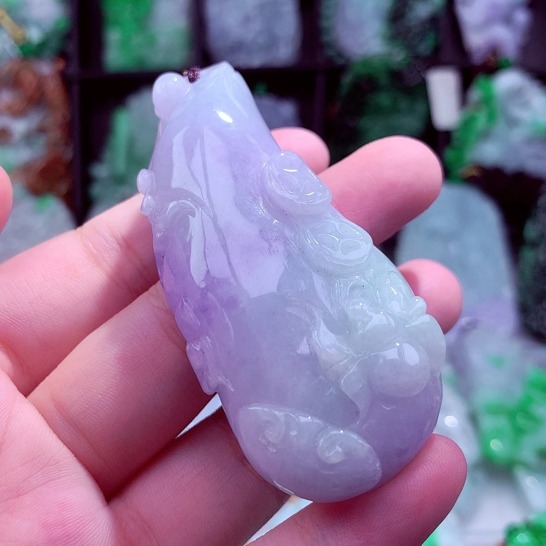 翡翠未镶嵌颈饰挂件