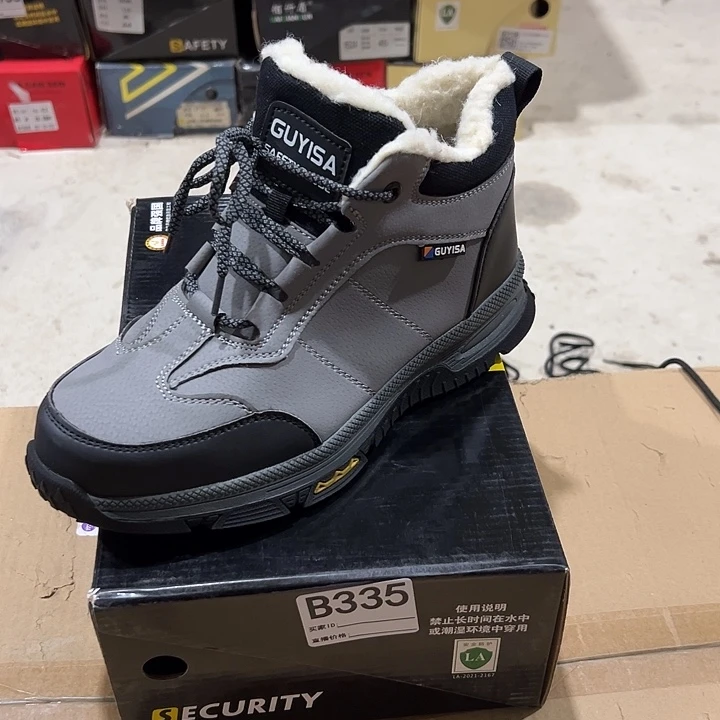 335号。棉40码防砸防刺劳保 鞋底磨损介意勿拍