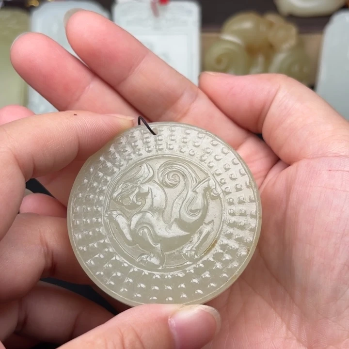 未镶嵌和田玉挂件谷****7