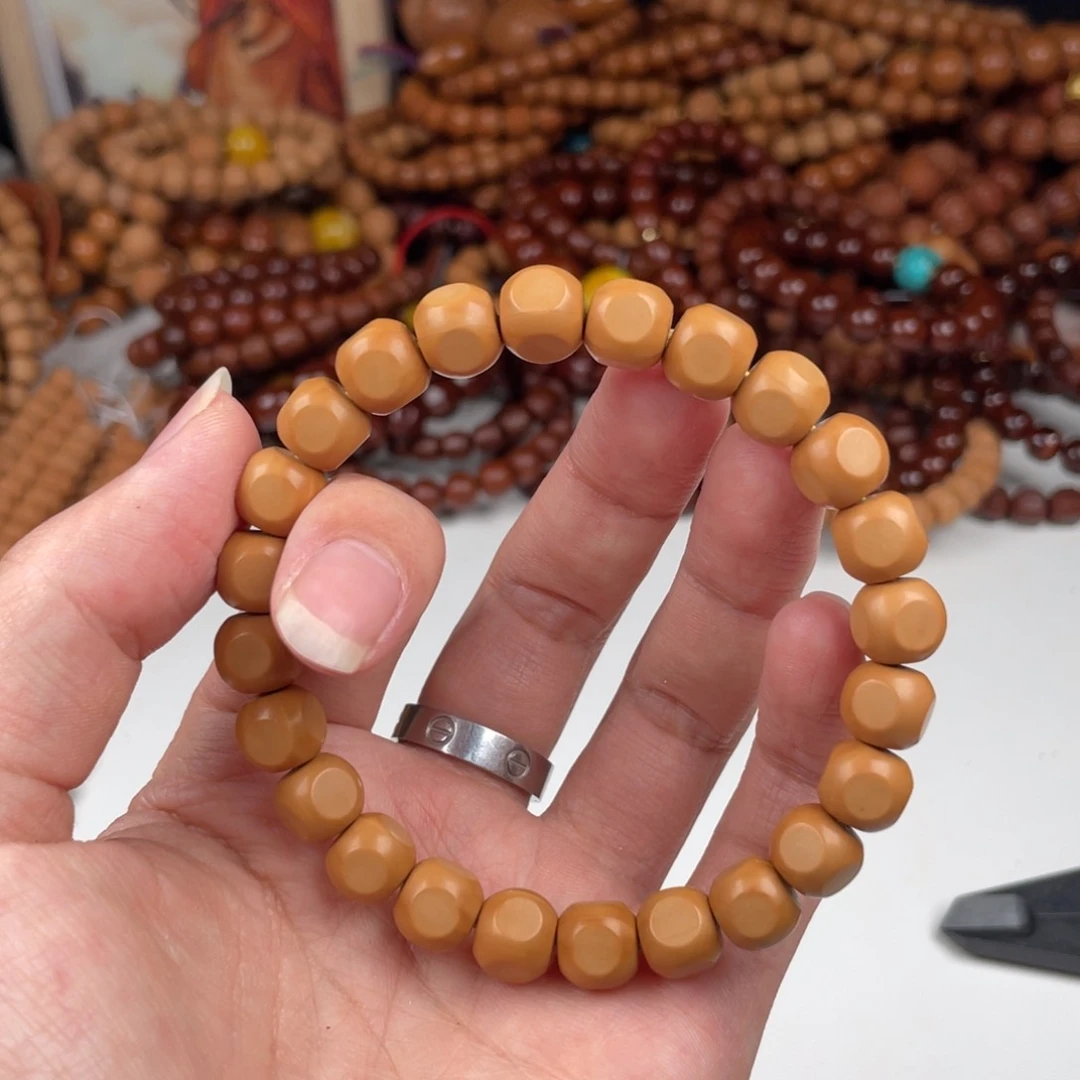 猴头核桃手串六方58.8。9.2