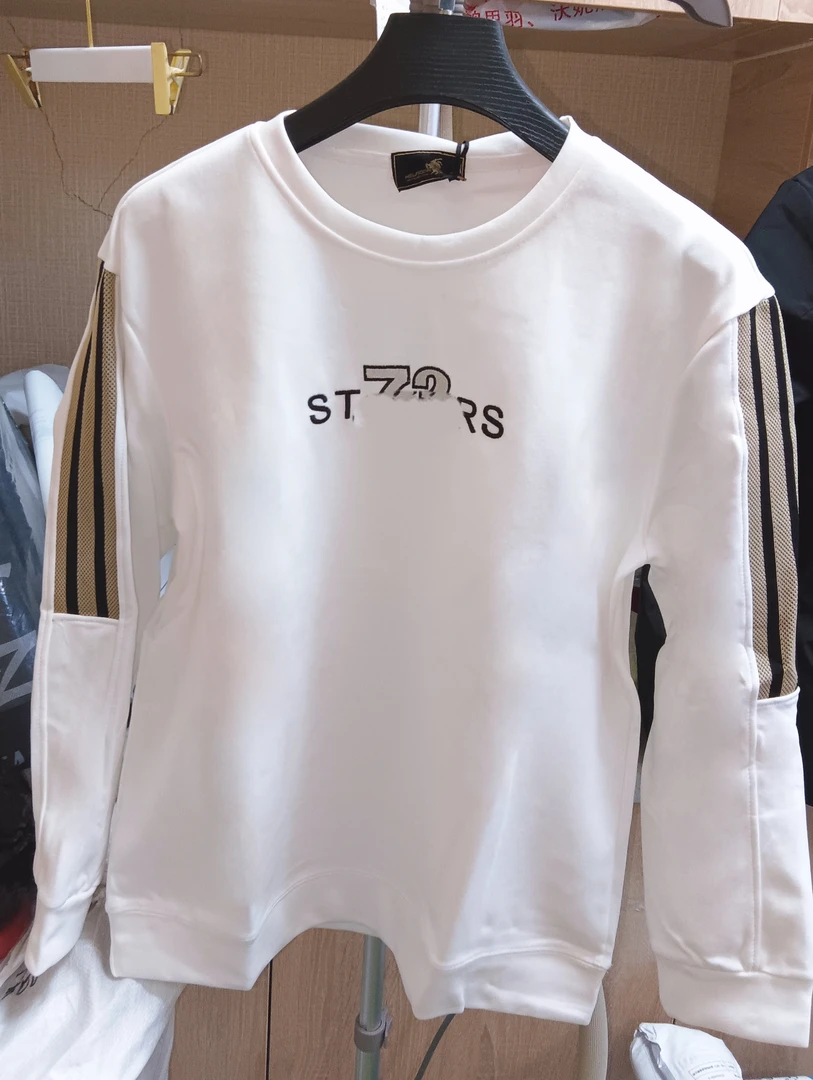 男士轻奢百搭时尚卫衣