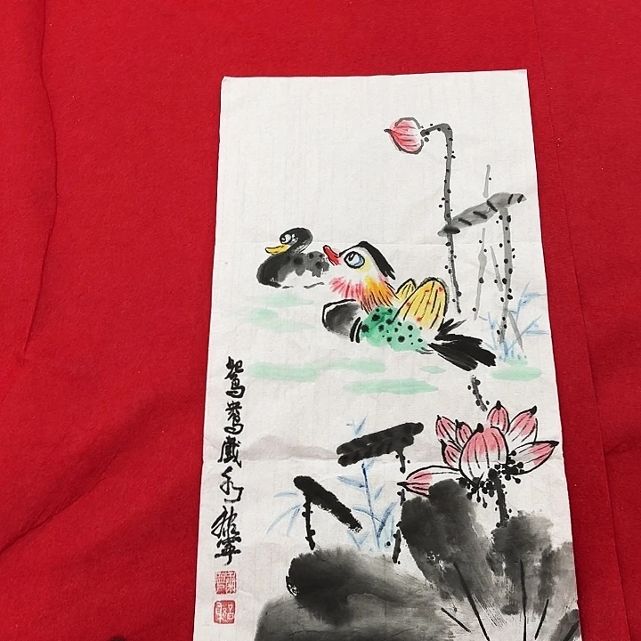国画花鸟的翅膀是一个