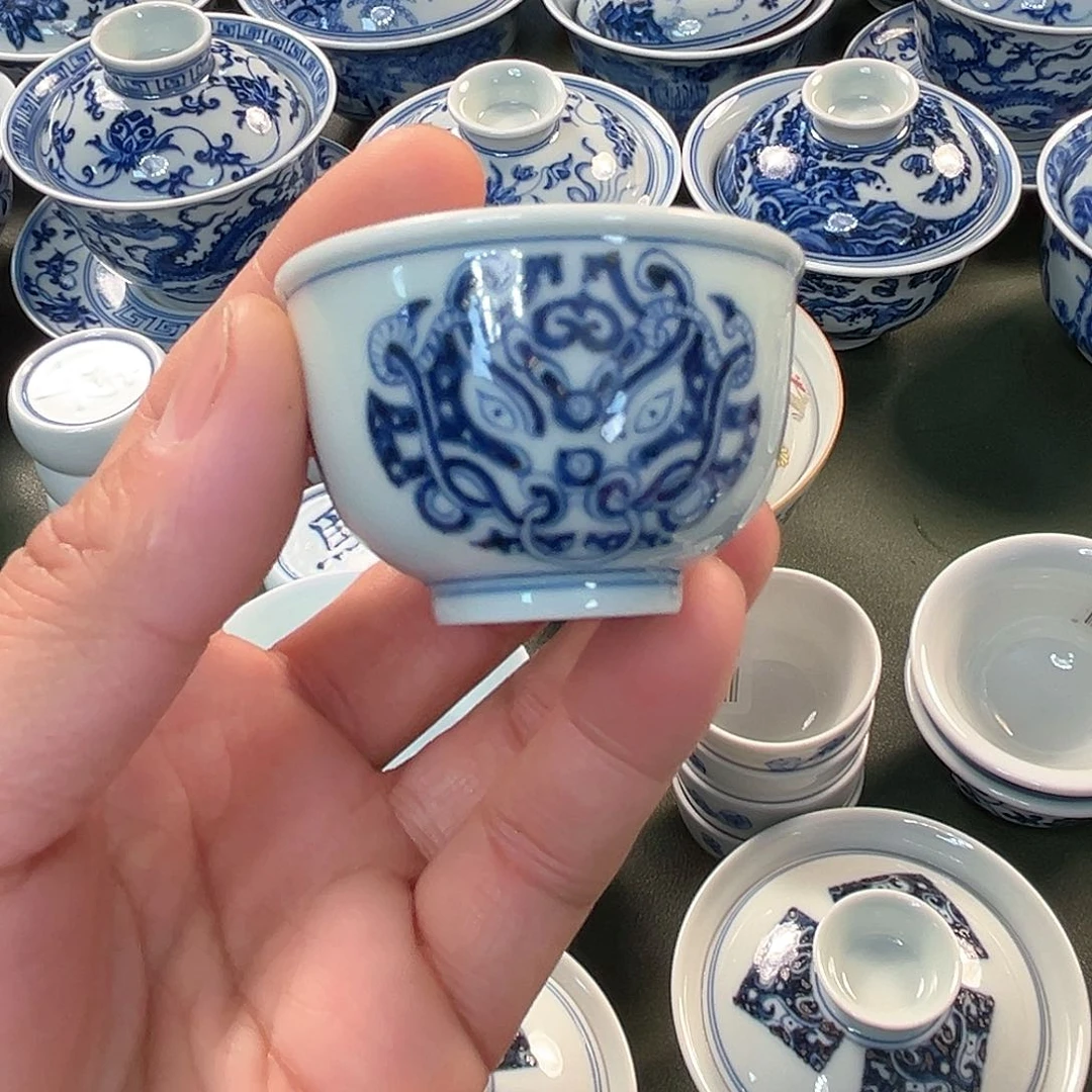 杯青花瓷器青花瓷器