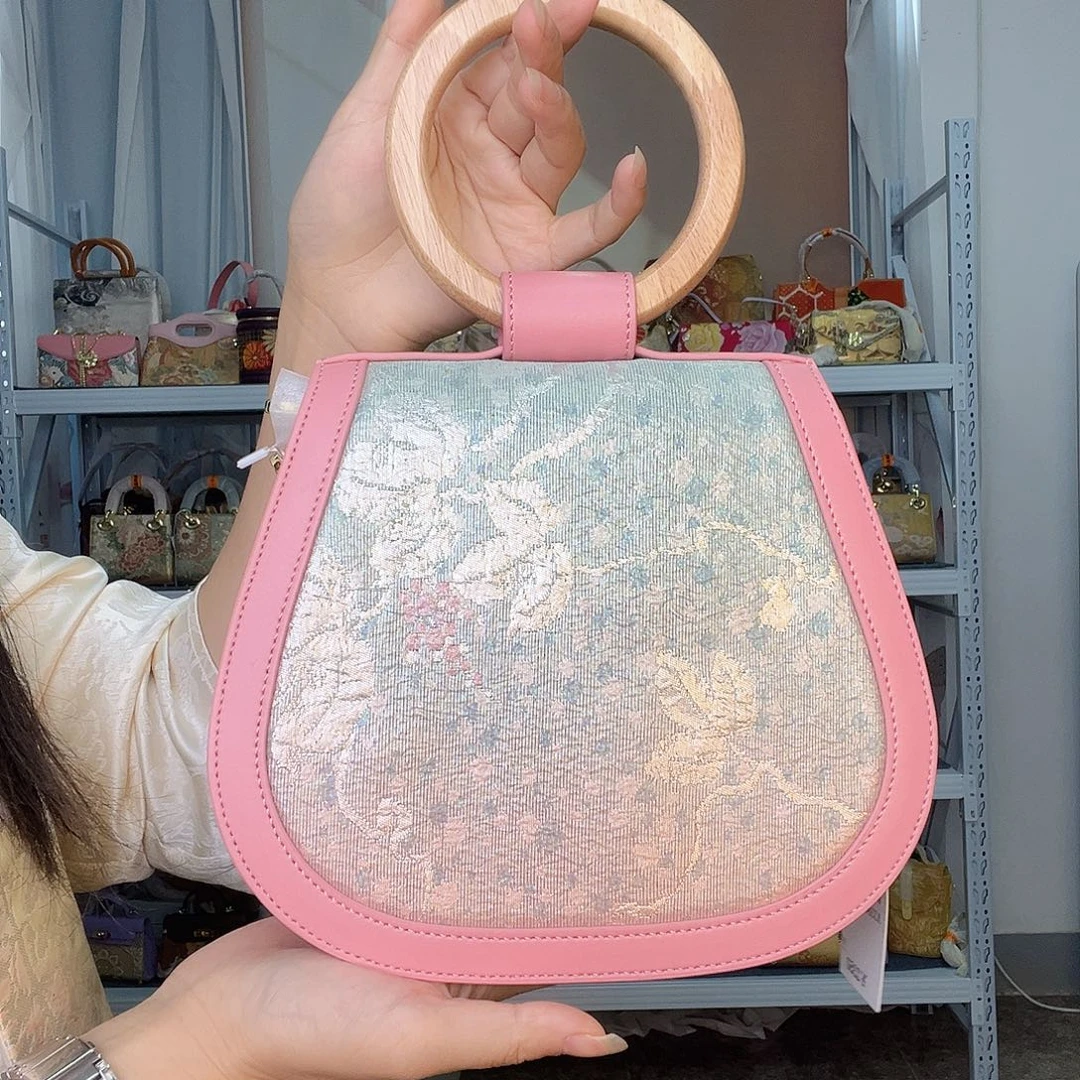 织物桑蚕丝非遗唐锦贝壳包