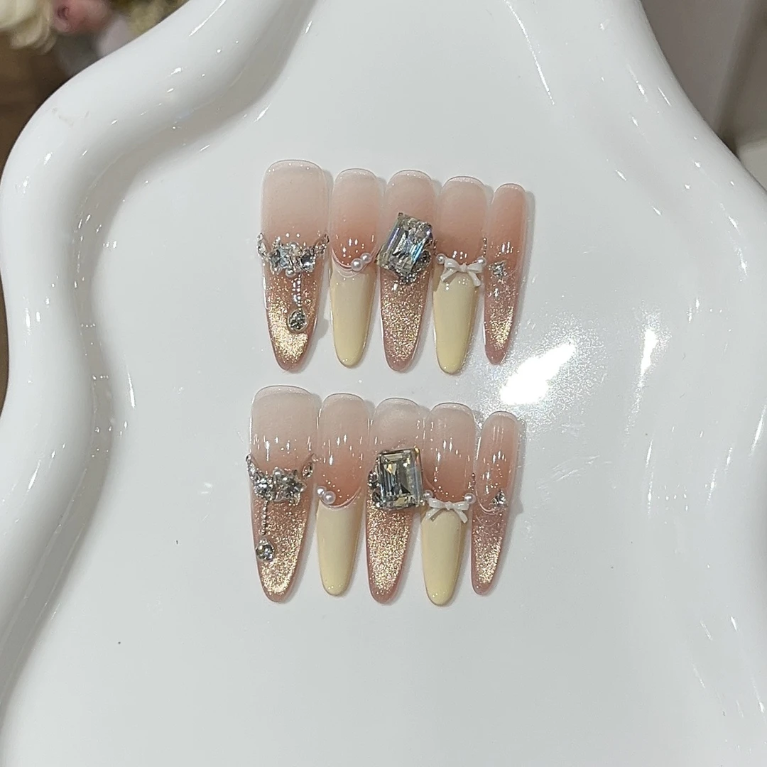 高级感穿戴甲甲片新款【甜心教主】夏日甜心奶黄色法式结贴钻爆美甲