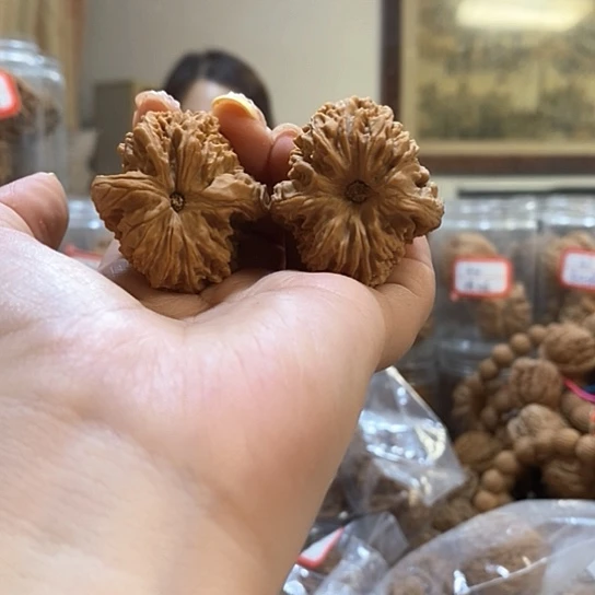 文玩核桃吊坠36天残脚南疆石