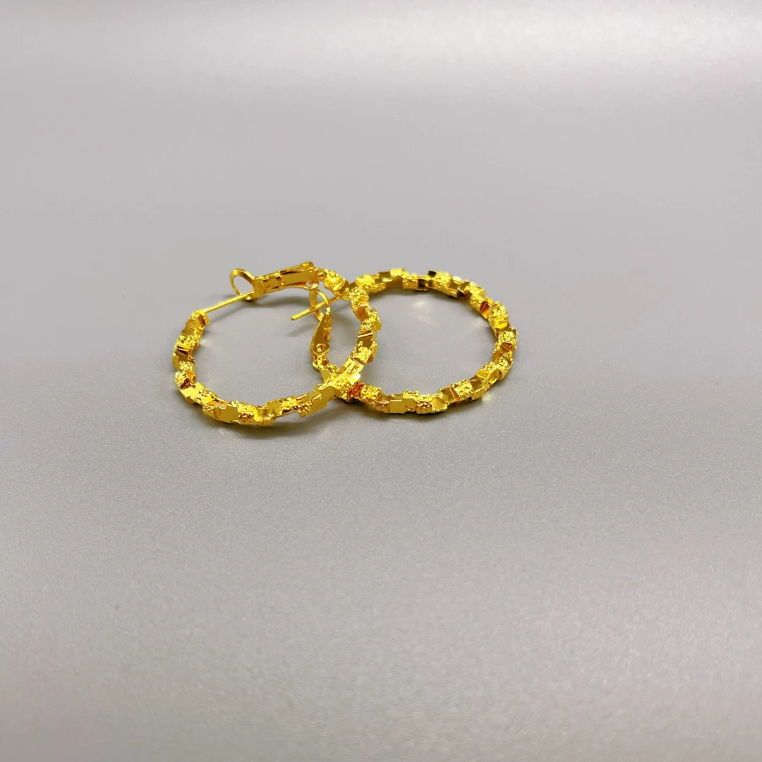 合金耳饰 1348合金爆闪星动铸造高亮耳圈（圈口直径2.5cm）