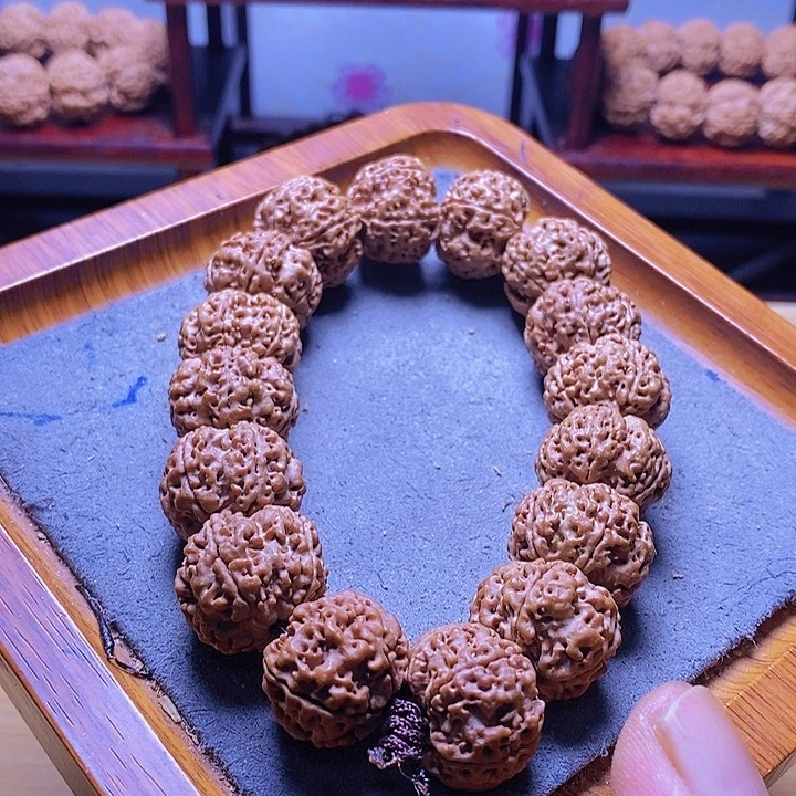 金刚菩提手串雪山梅花