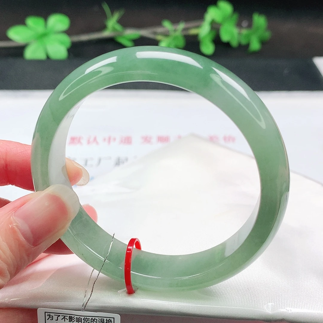 翡翠未镶嵌手镯58圈