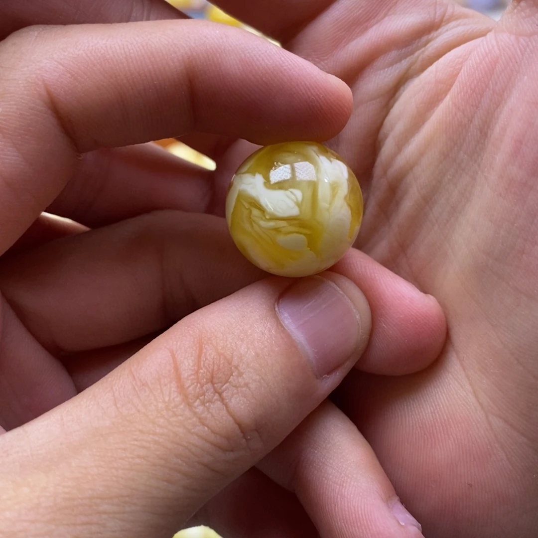 琥珀未镶嵌珠宝奇石20mm