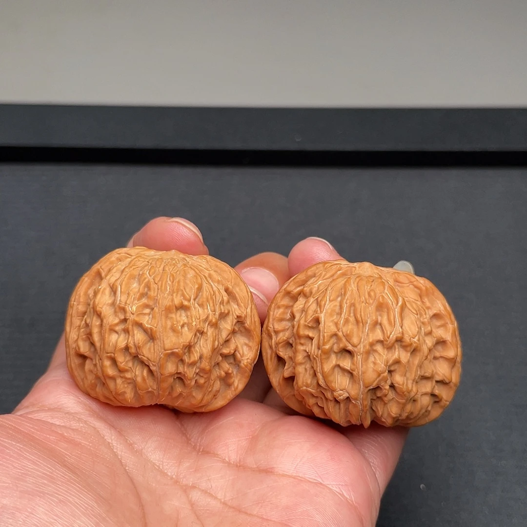 把件猴头核桃43×39全品头茬山地老树磨盘XM3413