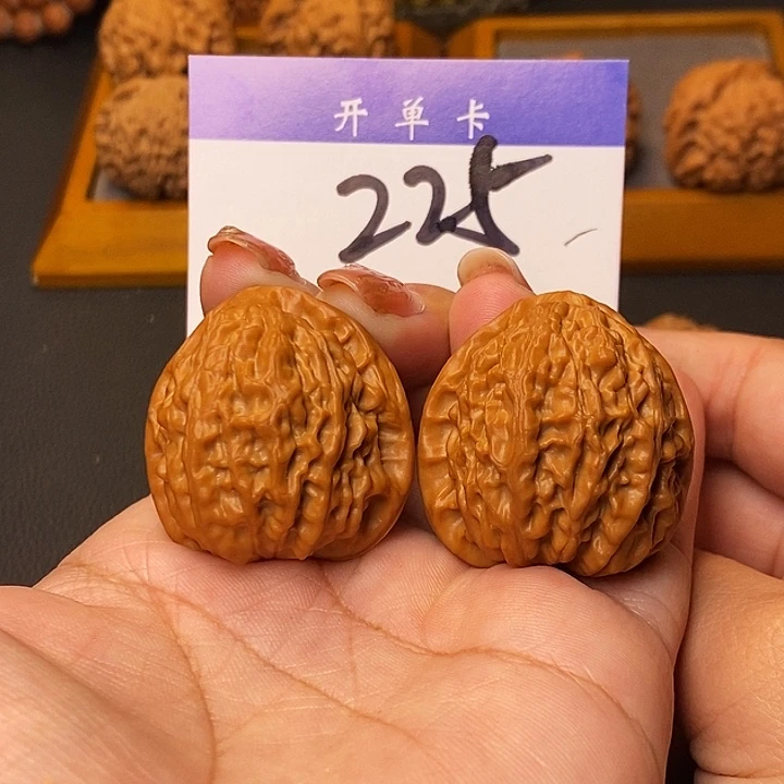 桃核吊坠金牛35有修s