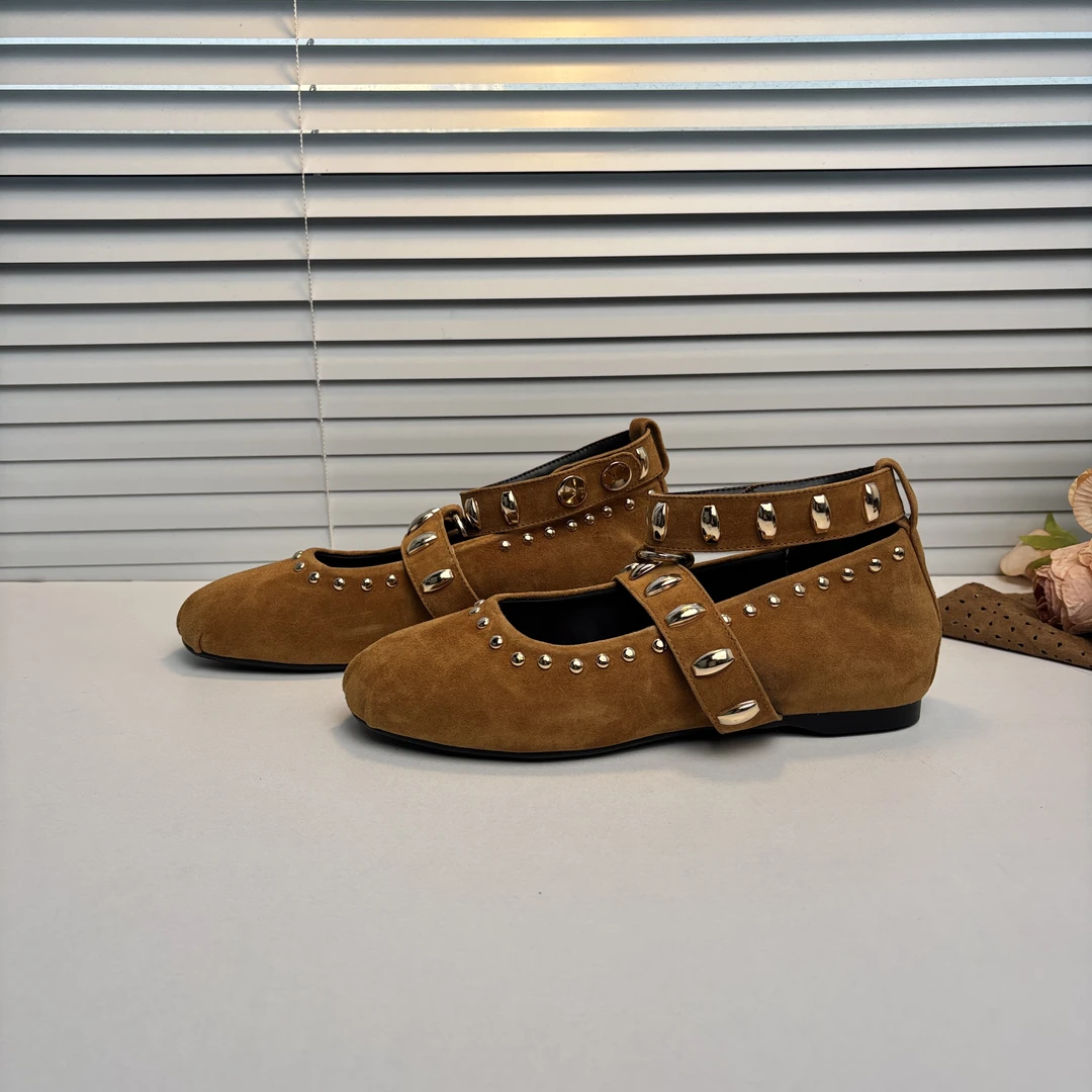 【羊皮】玛丽珍鞋女平底复古圆头浅口单鞋铆钉软底真皮芭蕾舞鞋S33