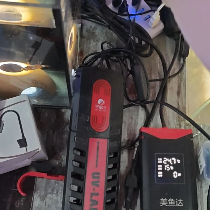 海水鱼15瓦杀菌灯顶配带遮光板带定时器。