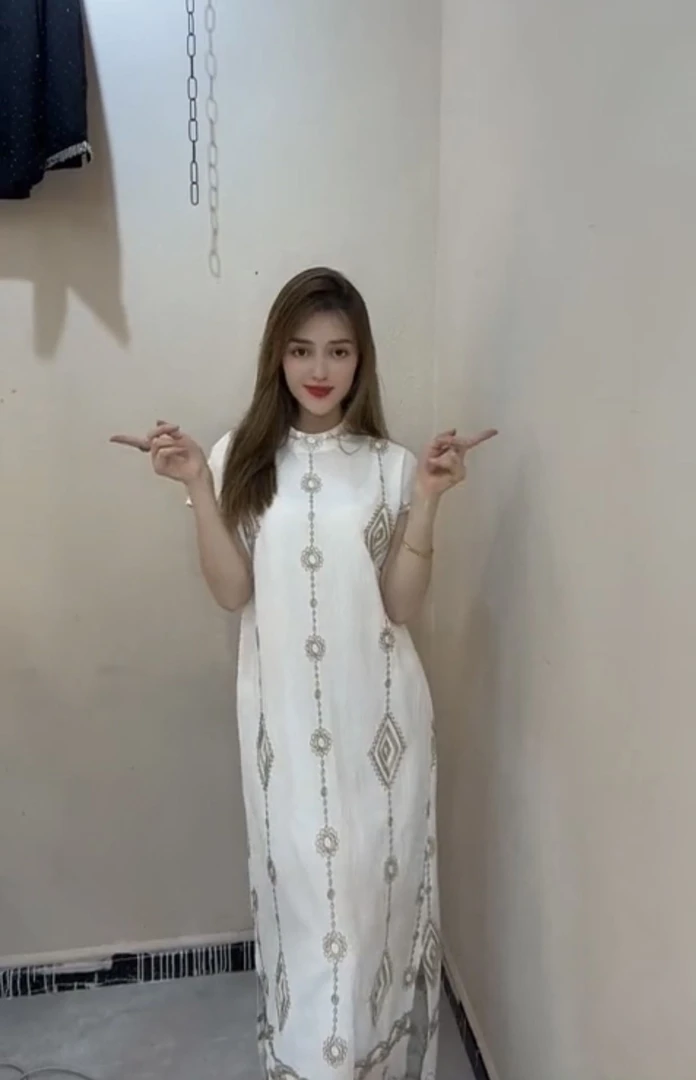 夏款亚麻刺绣宽松连衣裙气质长裙显瘦