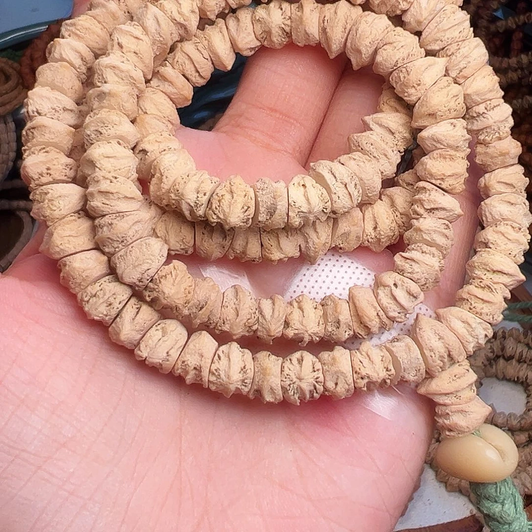 丽***厅吊坠柏香籽/百香籽