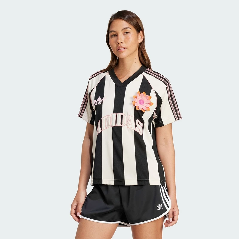 adidas阿迪达斯夏季女三叶草条纹宽松透气休闲运动短袖上衣KC0673