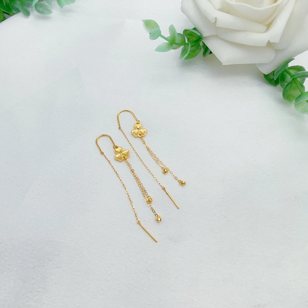 老庙黄金Au750金三叶草u型耳钩线福利款1.66克