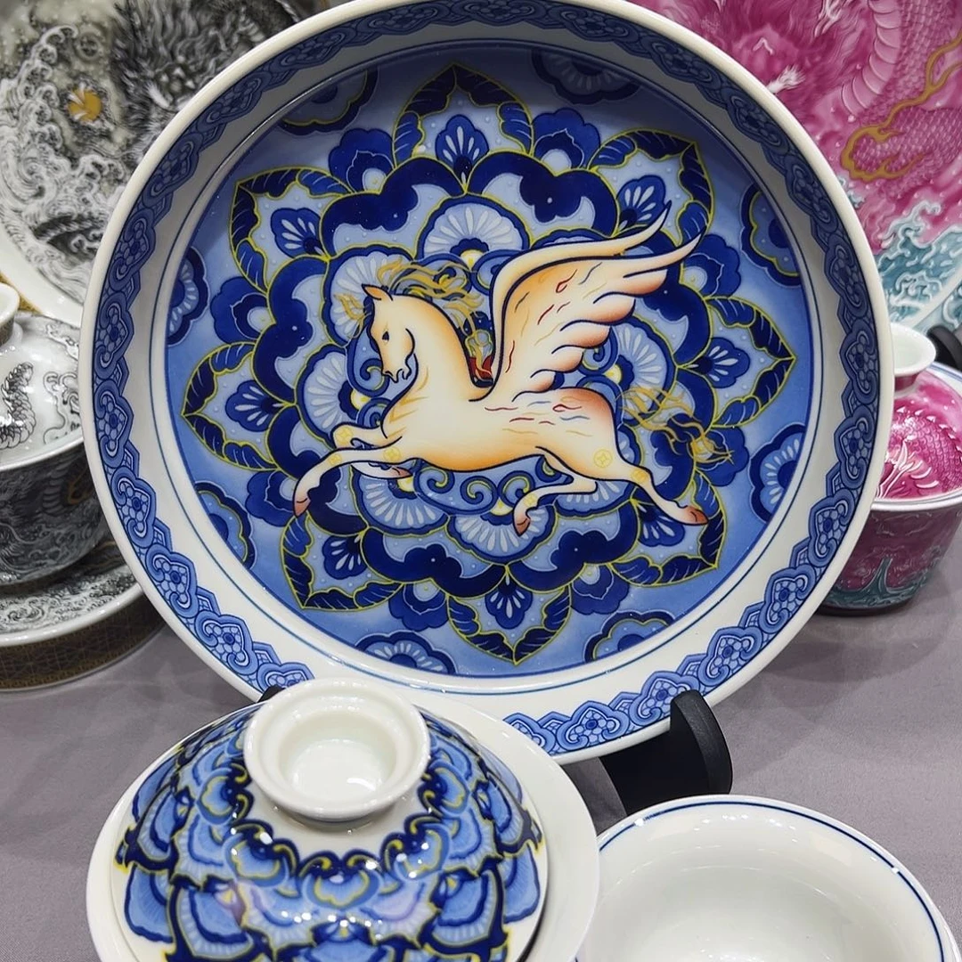 摆件景德镇陶瓷艺术展