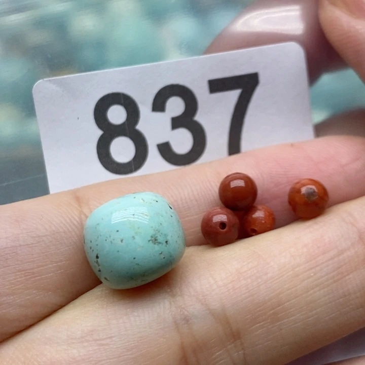 南红玛瑙未镶嵌珠宝奇石