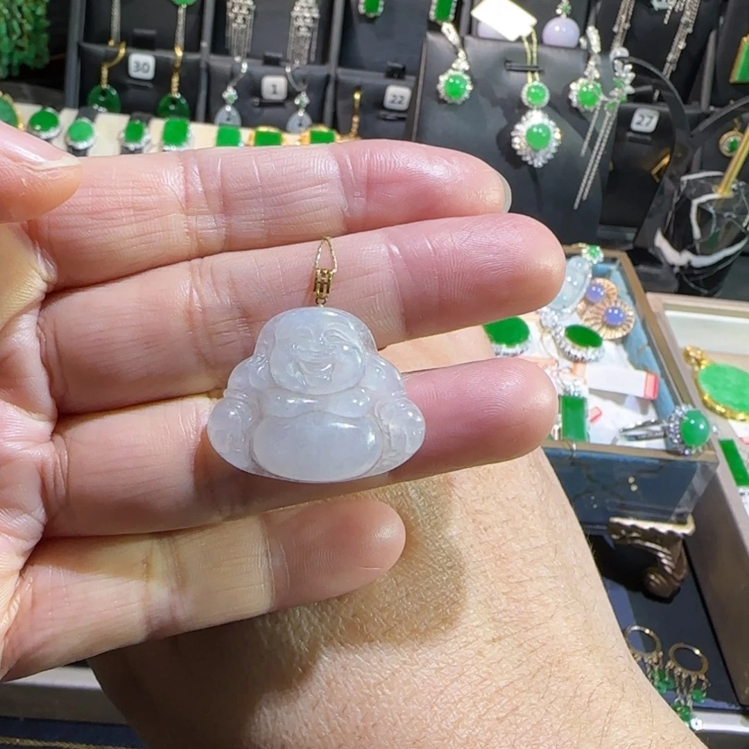 翡翠18K金镶嵌颈饰吊坠