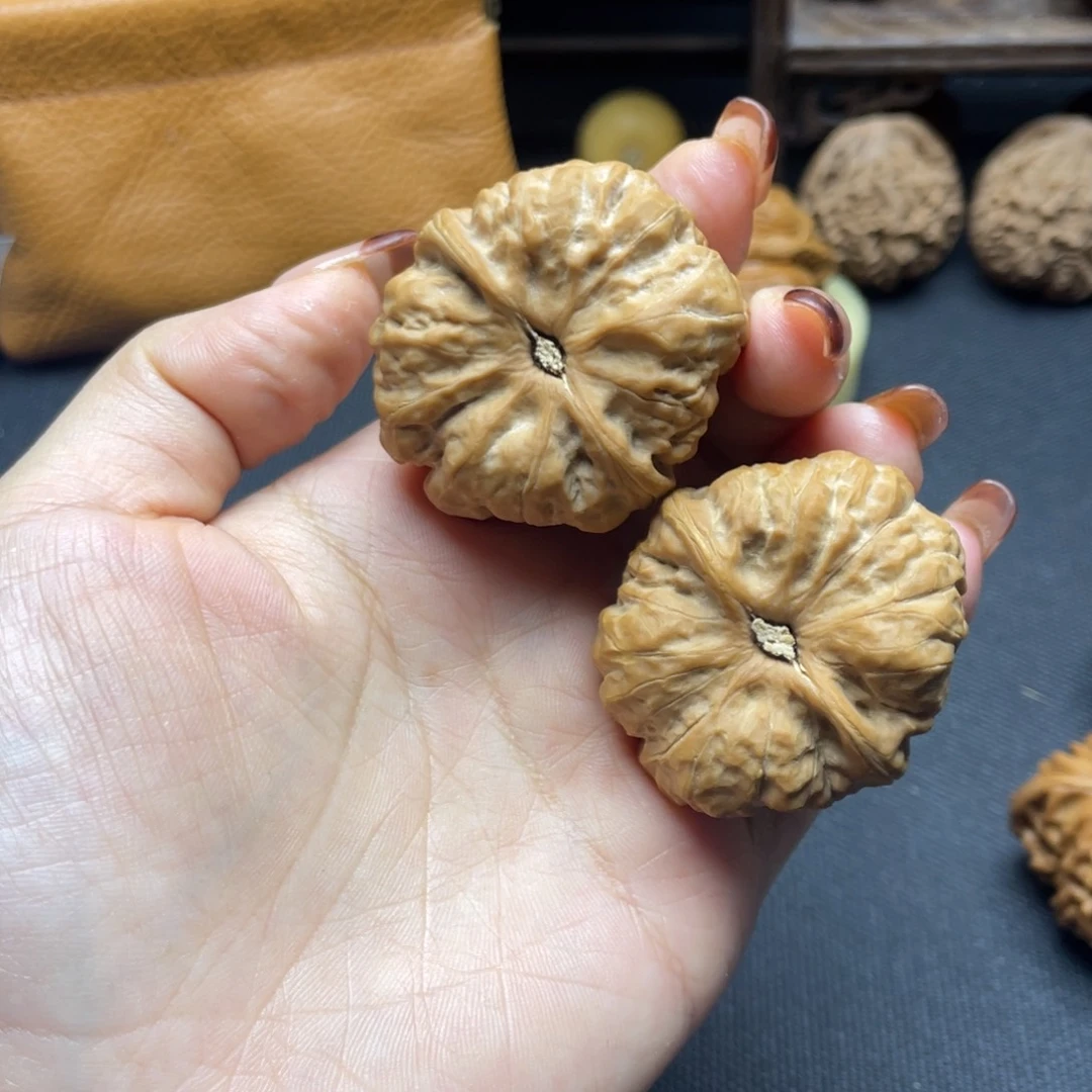 大***以核桃哈哈哈哈蛤蟆头