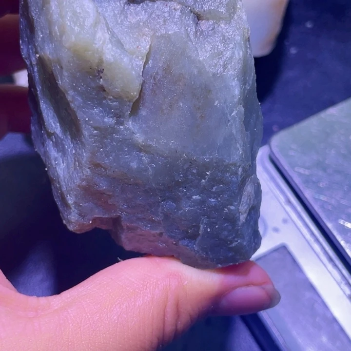 和田玉未镶嵌珠宝半成品