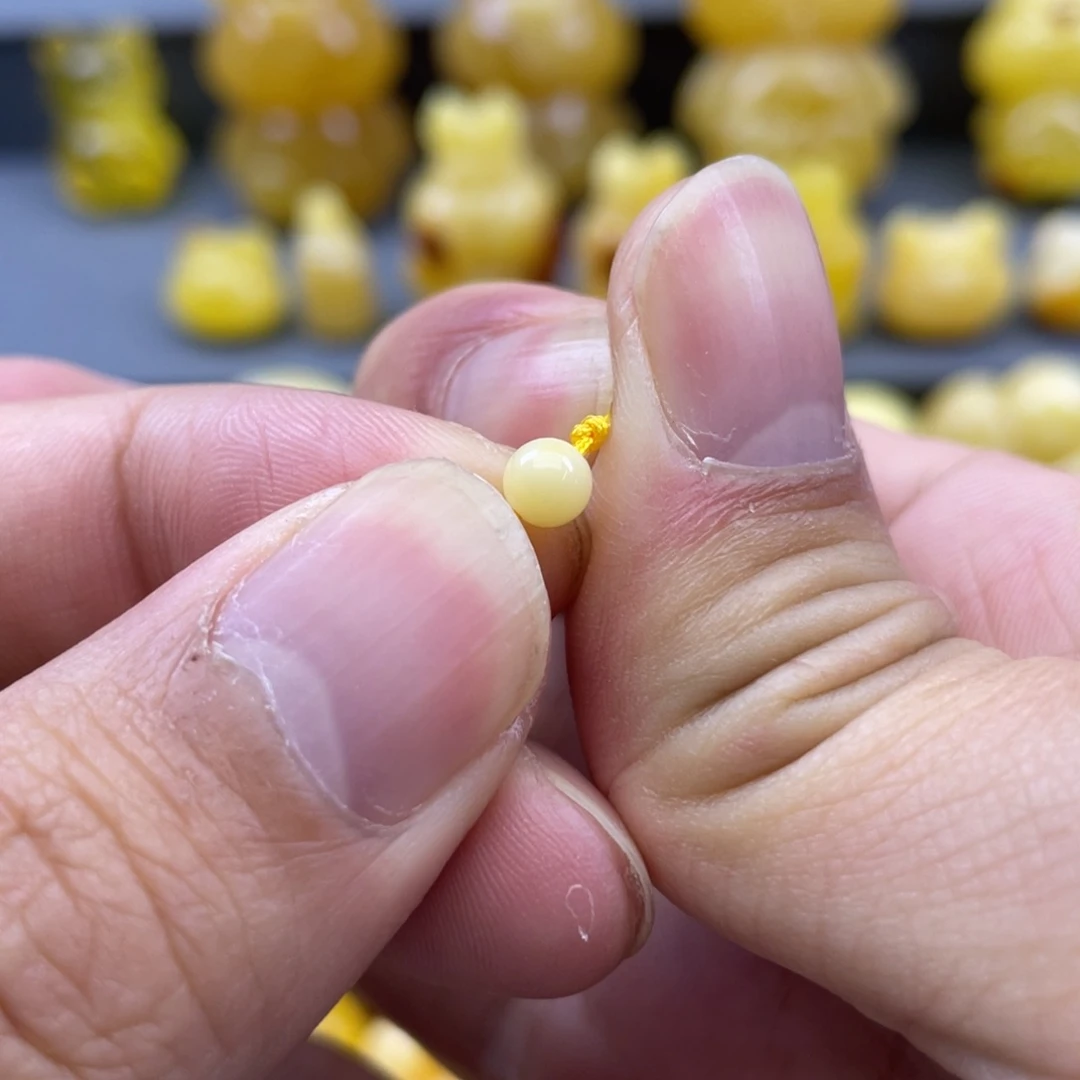 琥珀裸石未镶嵌Y*蜜蜡