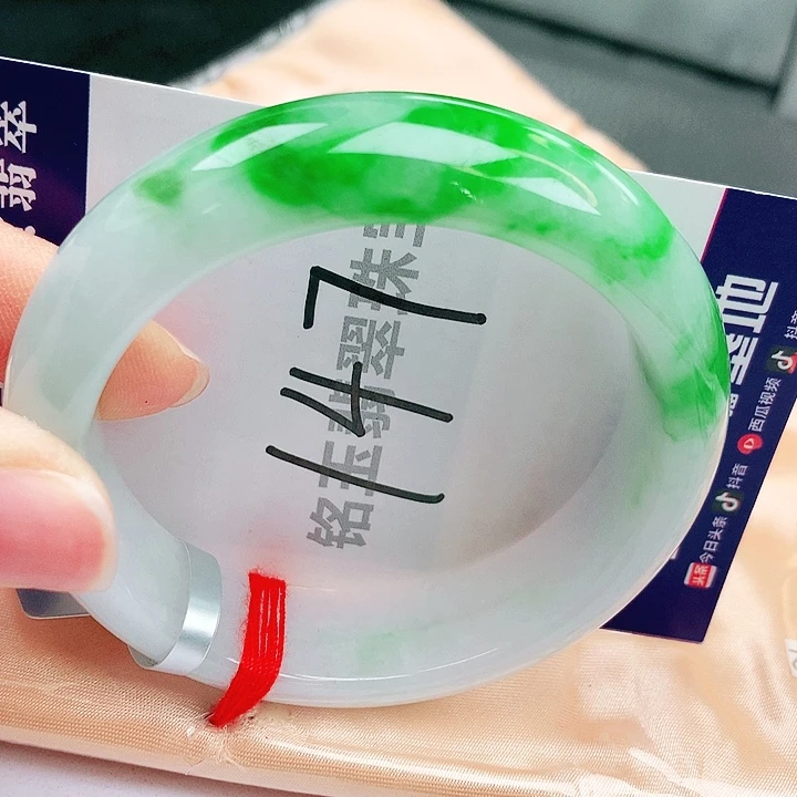 翡翠未镶嵌手镯缅甸天然a货翡翠手镯