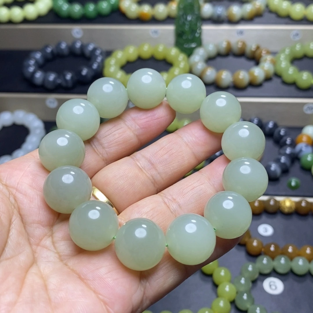 和田玉未镶嵌手串