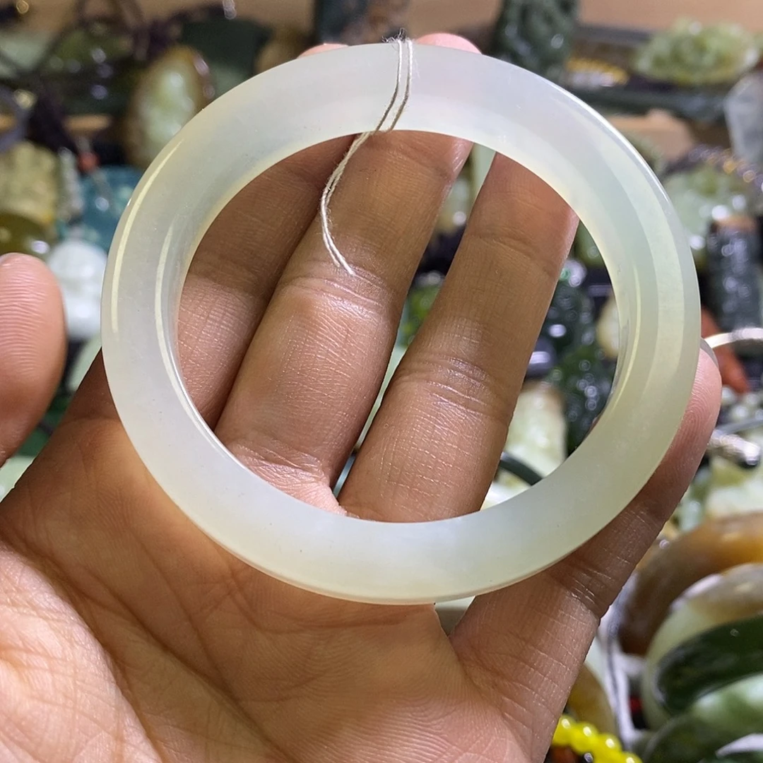 岫玉未镶嵌手镯56口径