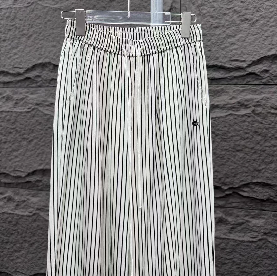 黑猫刺绣   竖条裤