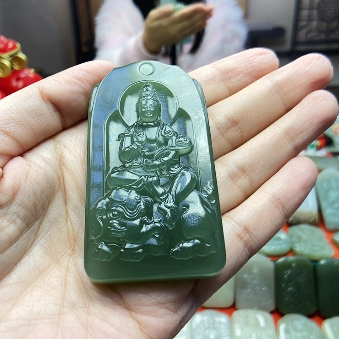 颈饰未镶嵌和田玉昆****花