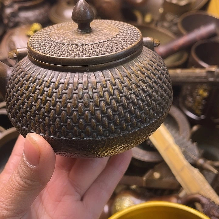 銅2334445667889987765568