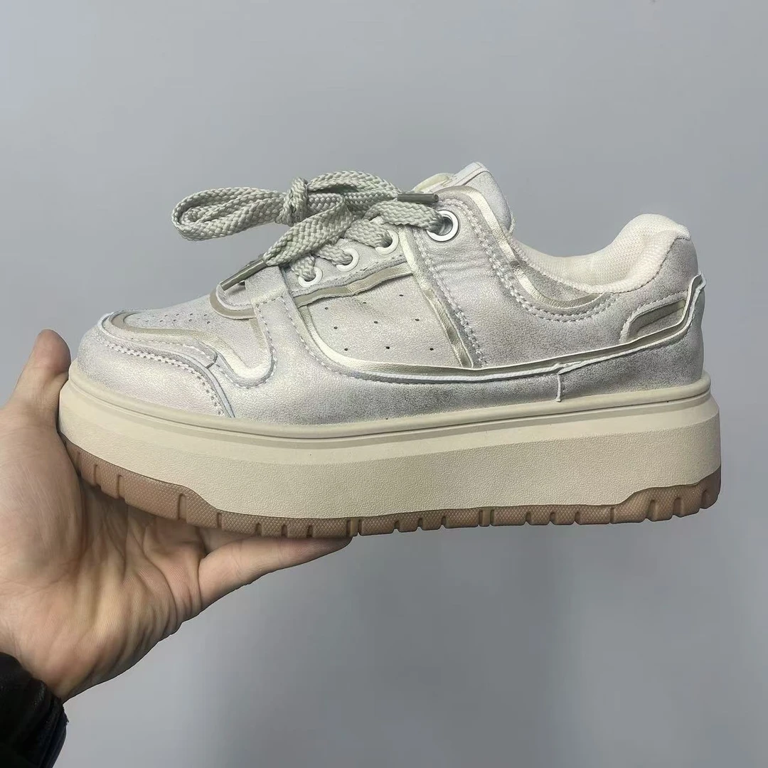 10-99孤品-厚底轻便小白鞋面包鞋