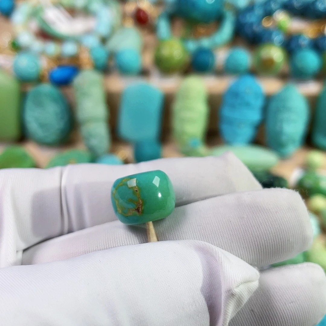 S***n绿松石未镶嵌珠宝奇石