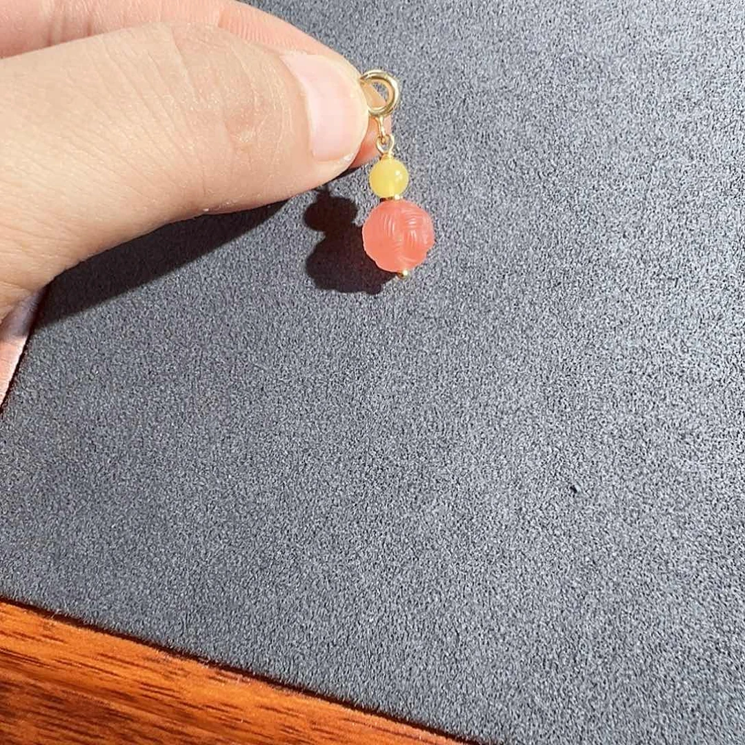 南红玛瑙未镶嵌颈饰